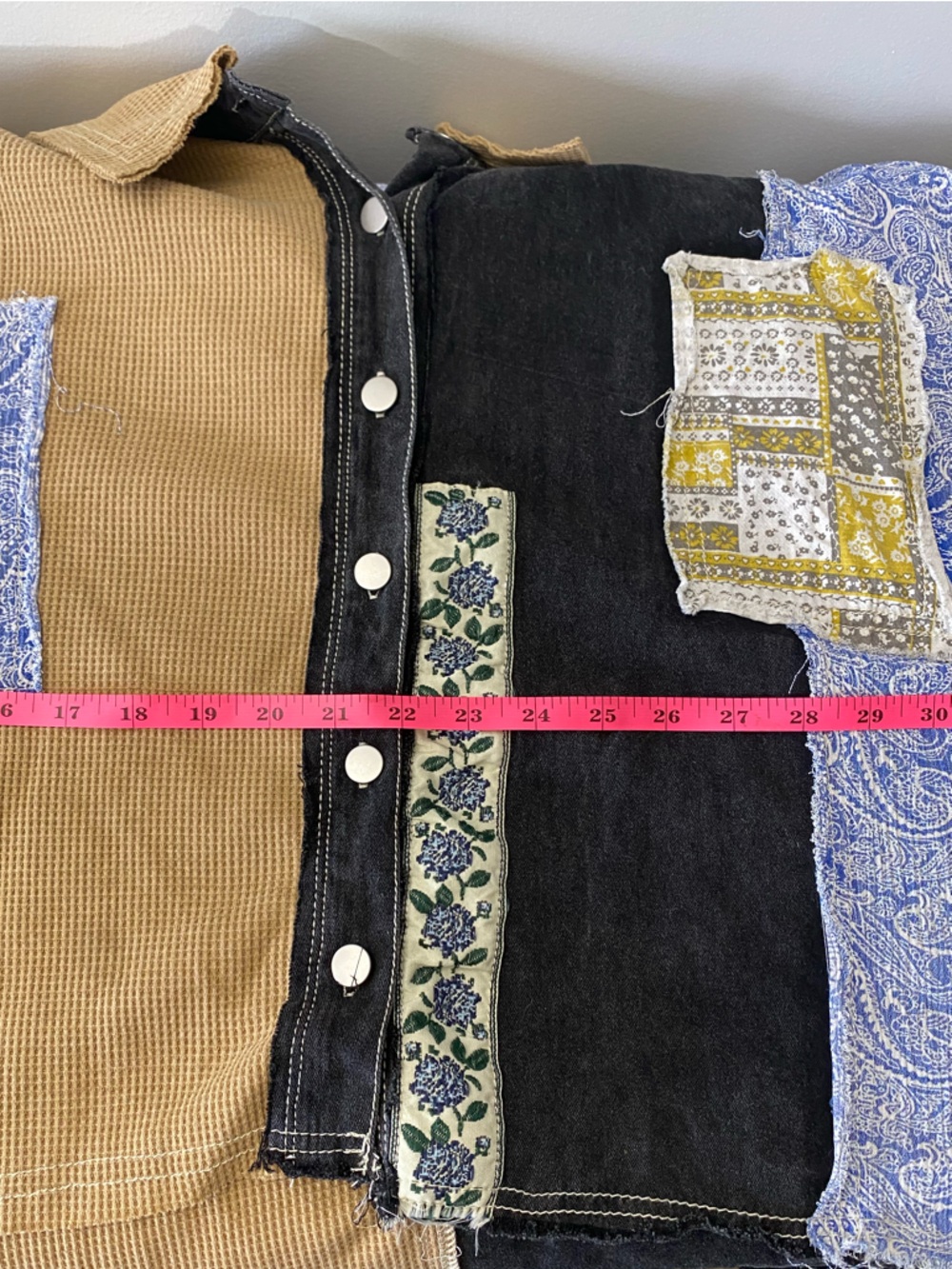 POL Paisley Floral Patchwork Oversized Crop Button-Front Shirt Size Small - Picture 10 of 14